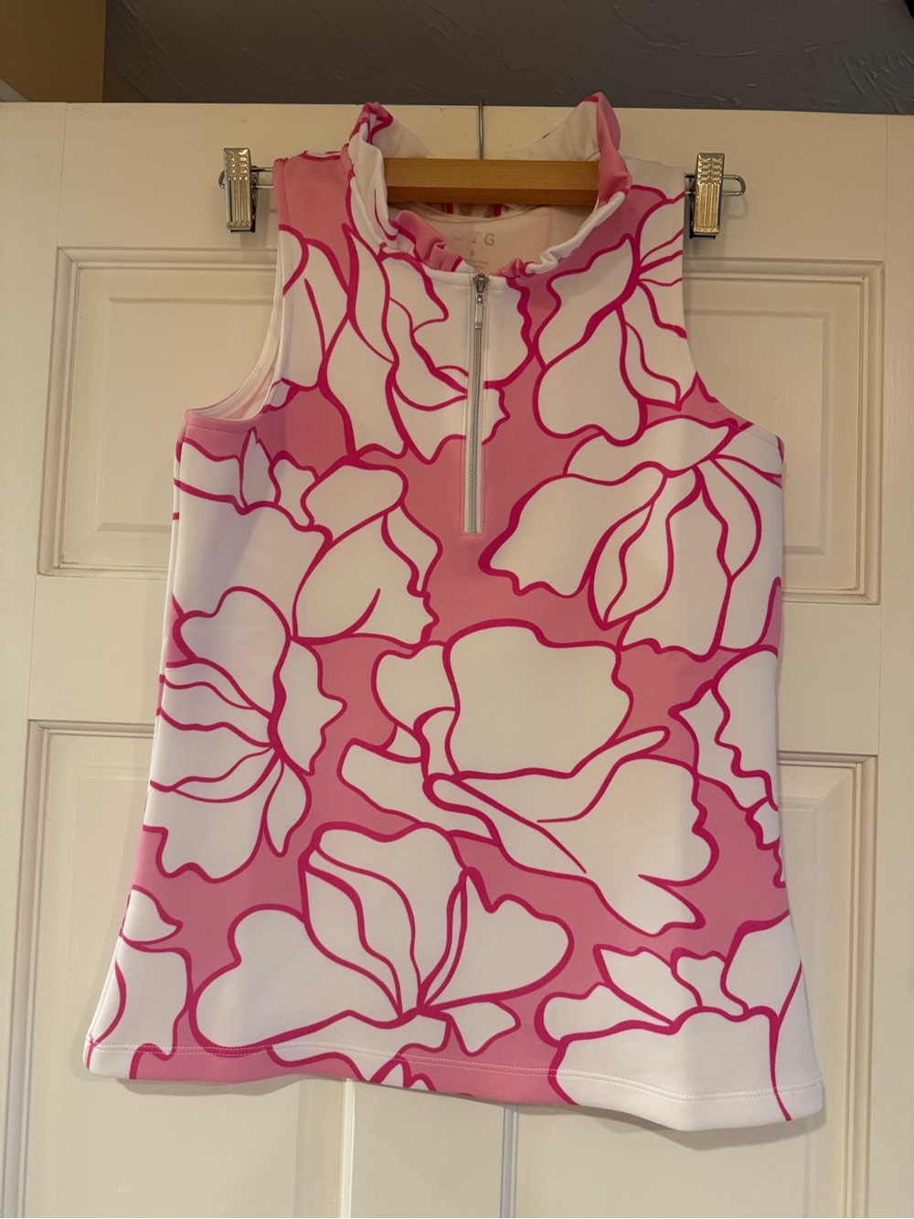 Tail OTG Pink and White Sleeveless Golf Polo